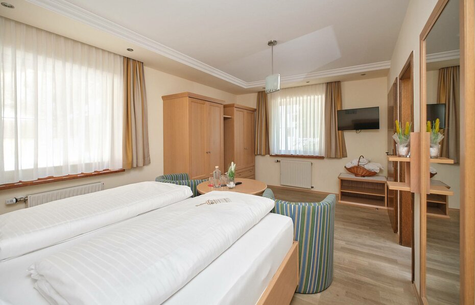 Double room directly on the lake - comfort double room Double room directly on the lake - comfort double room